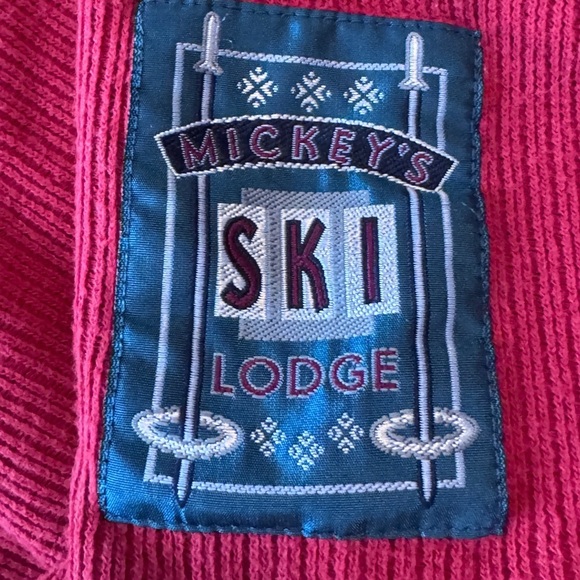 🏔️ Vintage Mickey Mouse Ski Lodge Long Sleeve Men’s Shirt - Never Worn Size M🏔 - Picture 4 of 14